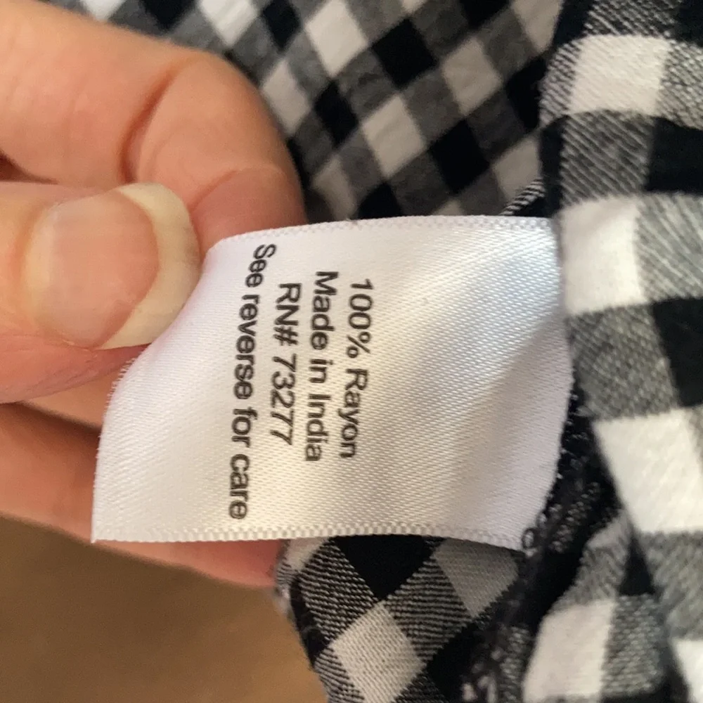 3/$24 SO boho casual top black white check short sleeve cinch front casual L jr - Picture 14 of 15